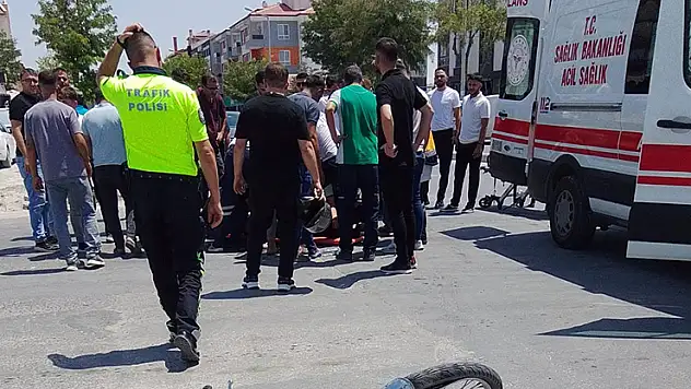 Karapınar'da motosiklet ile kamyonet çarpıştı: 1 yaralı