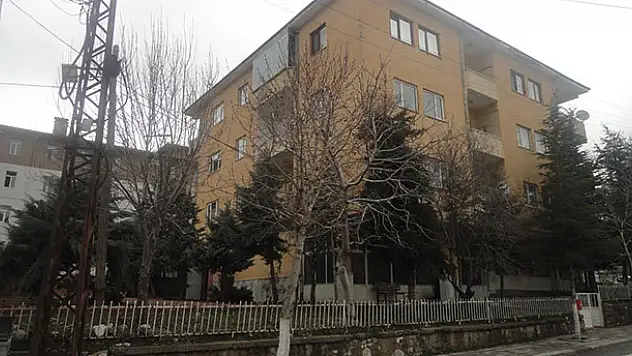Karar çıktı! Derebucak'ta 4 katlı kamu binası yıkılacak