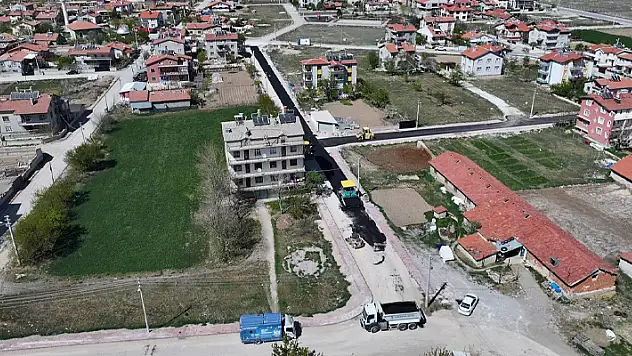 Karatay Belediyesi asfalt çalışmalarında fark yaratıyor