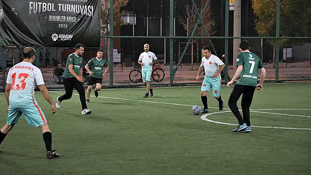 Karatay Belediyesi Birimler Arası Futbol Turnuvası başladı