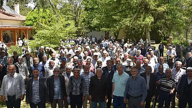 Karatay Belediyesi Emekli Konağı sakinleri piknik programında bir araya geldi
