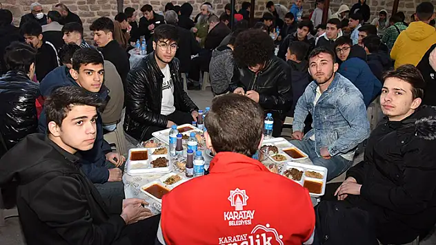 Karatay Belediyesi Kent Konseyi ailesi, iftar programlarıyla bir araya geliyor
