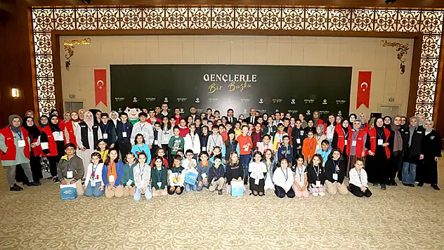 Karatay Belediyesi Kent Konseyi Çocuk Meclisi'nin katkılarıyla ilçede çocuk şenliği düzenlendi