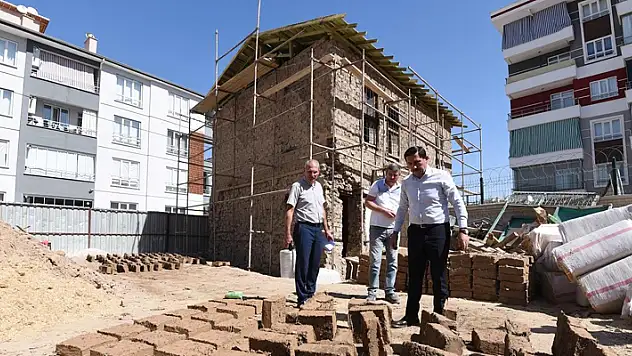 Karatay Belediyesi, Konya'nın tarihi evlerini restore ediyor