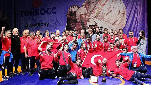 Karatay Belediyesi Kulübü, 2023'ü madalyalar, önemli dereceler ve başarılarla geçirdi