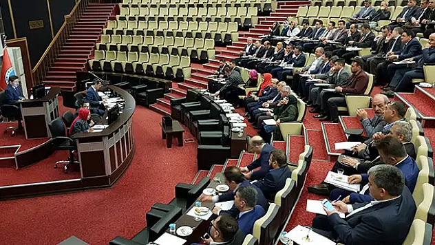 Karatay Belediyesi'nde yeni dönemin ilk meclis toplantısı yapıldı