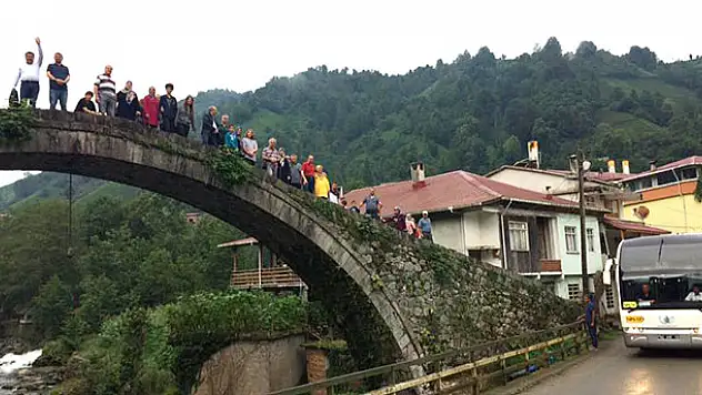 Karatay Belediyesi'nden öğretmenlere Karatay gezisi