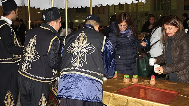 Karatay Belediyesi'nden Şeb-i Arus'a gelen misafirlere sıcak karşılama