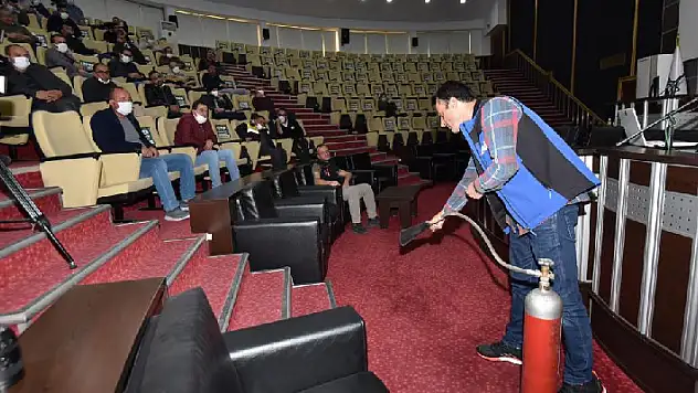 Karatay Belediyesi personeline 'Afet Farkındalık Eğitimi'
