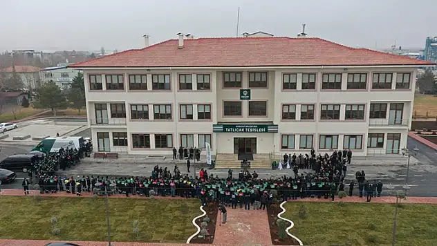 Karatay Belediyesi Tatlıcak Tesisleri yeni binası açıldı
