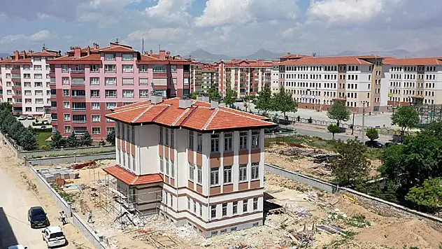 Karatay Belediyesinden ilçeye iki yeni kurs merkezi
