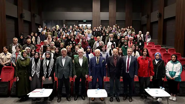 Karatay Belediyesi'nden kariyer planlaması programları
