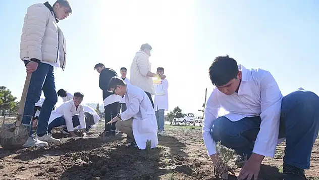 Karatay Belediyesinden 'Lavanta Kokulu Okullar' projesi
