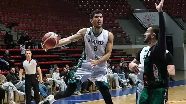 Karatay Belediyespor farklı galip