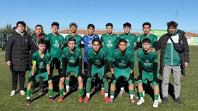 Karatay Belediyespor futbolda Konya'yı gururlandırıyor