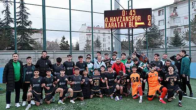 Karatay Belediyespor U16 Ligi'nde şampiyon oldu