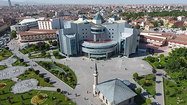 Karatay'da 10 okula halı saha yaptırılacak