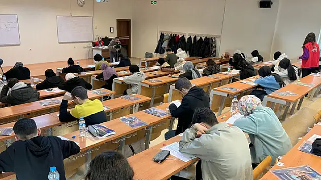 Karatay'da adaylara TYT provası