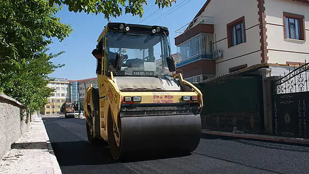 Karatay'da asfalt çalışmaları hız kesmiyor