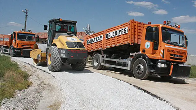 Karatay'da asfaltlanmamış sokak kalmıyor