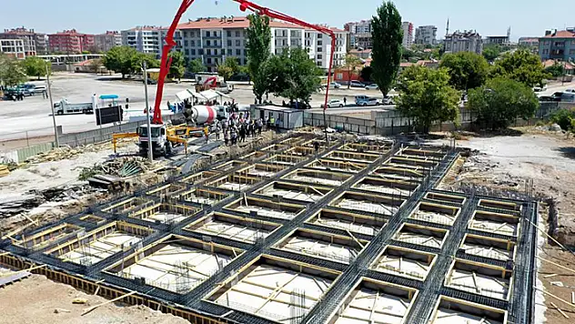 Karatay'da Çimenlik Kapalı Spor Merkezi'nin temeli atıldı
