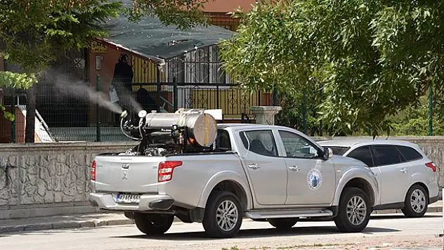 Karatay'da ilaçlama seferberliği sürüyor