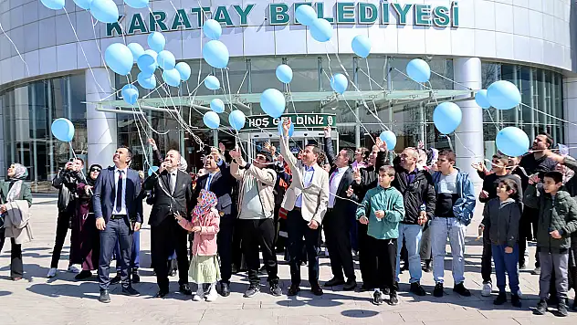 Karatay'da mavi balonlu farkındalık