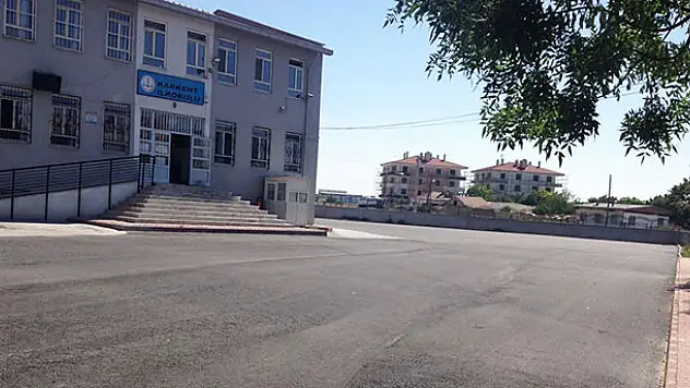Karatay'da okul bahçeleri eğitime hazır
