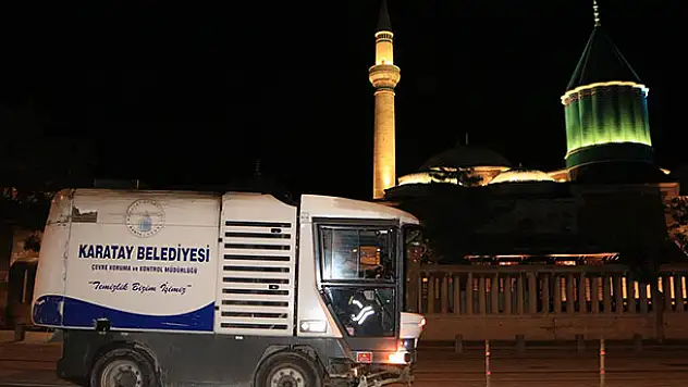Karatay'da temizlik çalışmaları 7/24 devam ediyor