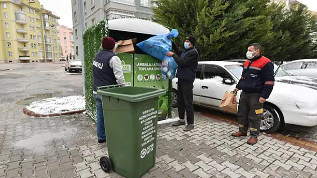 Karatay'dan 'geri dönüşüm evden başlar' seferberliği