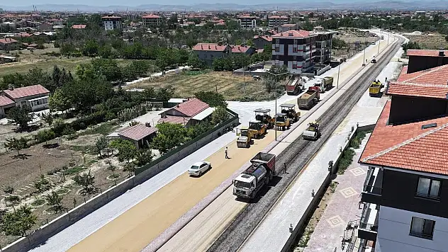 Karatay'dan trafiğe neşter: 6 kilometrelik yeni servis yolu geliyor