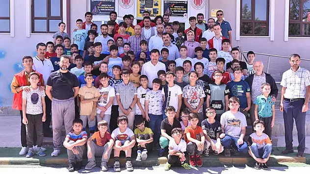 Karatay Gençli Meclisi Yaz Okulu eğitimleri sürüyor
