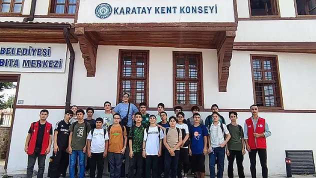 Karatay Gençlik Meclisi Ortaöğretim Çalışma Grubu, yeni dönem çalışmalarına başladı