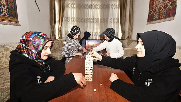Karatay Gençlik Meclisinden lise öğrencilerine yarıyıl kampı