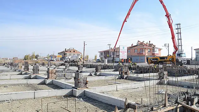 Karatay'ın 16. pazar marketinde çalışmalar sürüyor