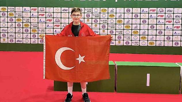 Karatay'ın guru Şahin, Kazakistan'dan bronz madalya ile döndü
