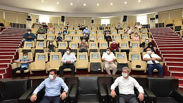Karatay'ın zeka küpü öğrencileri ödüllerini aldı