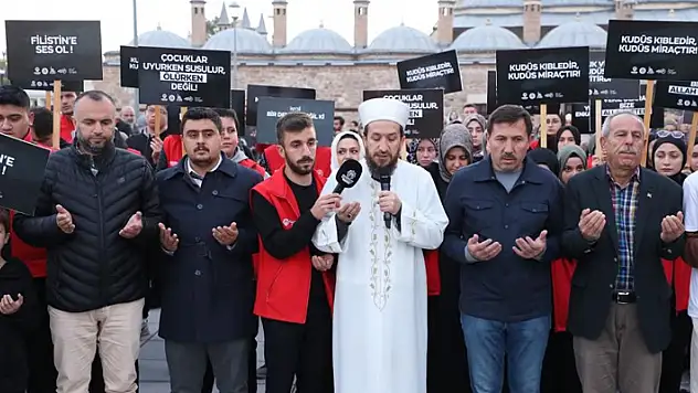 Karatay Kent Konseyi, İsrail'in Filistin'e olan zulmünü  protesto etti