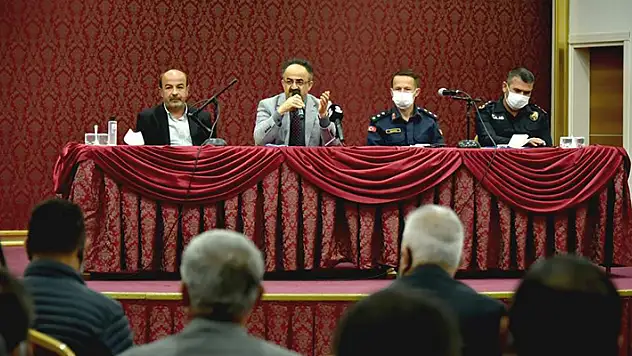 Karatay Muhtarlar Toplantısı gerçekleştirildi
