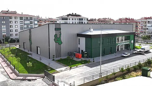 Karatay Tenis Kortu yeni buluşma noktası olacak
