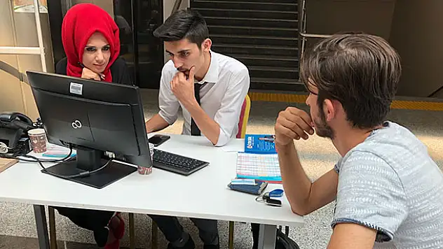 Karatay Üniversitesi'den'Tercih merkezi'hizmeti