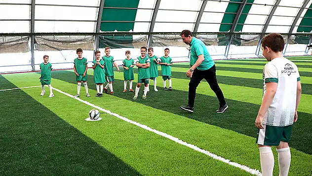 Karatay Yaz Spor Okulları'nda eğitimler sürüyor
