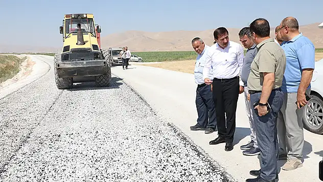 Karatay'da 10 kilometrelik Karakaya-Divanlar bağlantı yolu tamamlandı

