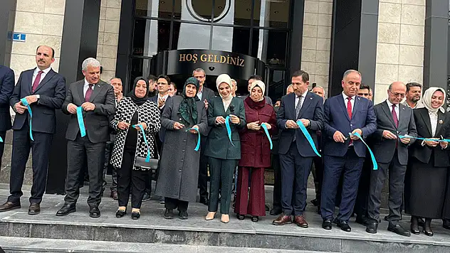 Karatay'da açılan tesis gençlerin mutluluğuna ortak olacak