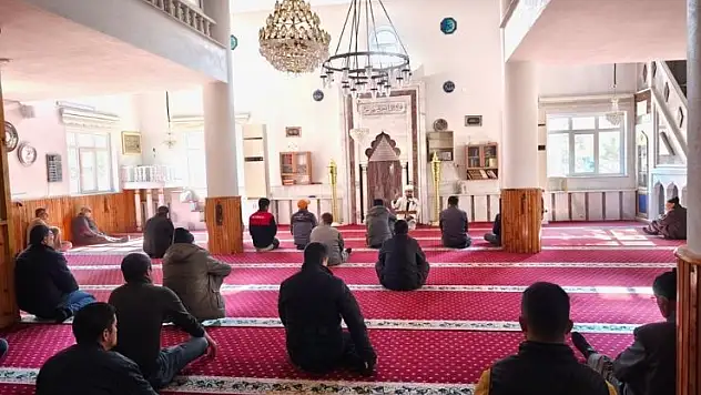 Karatay'da irşat programları kapsamında cuma vaazları gerçekleştirildi