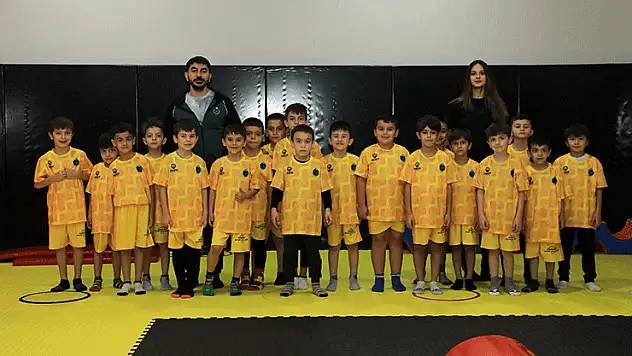 Karatay'da Kış Spor Okulları hız kesmiyor