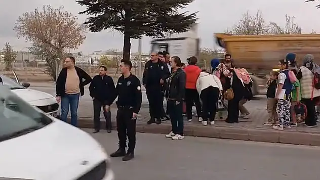 Karatay'da okul çıkışında kaza: Küçük öğrenci yaralandı