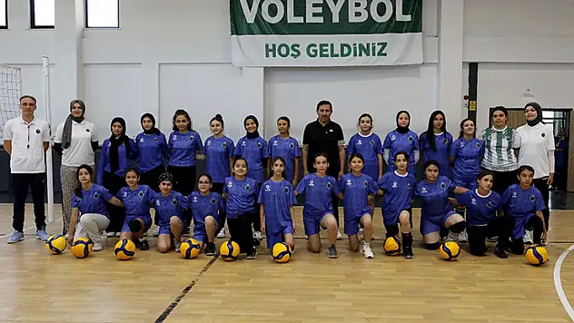 Karatay'da sporun kalbi yaz okullarında atıyor