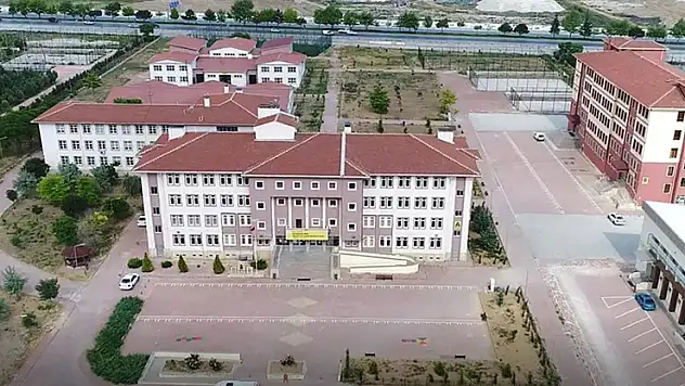 Karatay'daki bu okul Konya'nın gururu oldu