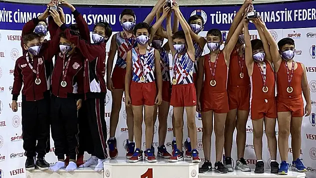 Karatay'dan Trampolin Cimnastik Türkiye Şampiyonasında büyük başarı
